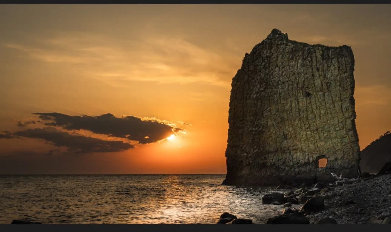 Скала Парус