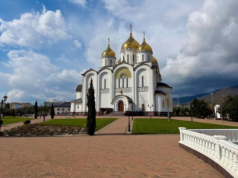 Фото: Собор Андрея Первозванного, Геленджик Собор Андрея Первозванного — достопримечательность Геленджика